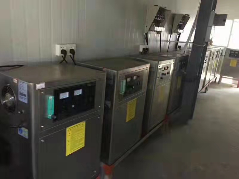 兩用型臭氧發(fā)生器，制氧機(jī)廣泛應(yīng)用于水產(chǎn)養(yǎng)殖行業(yè)
